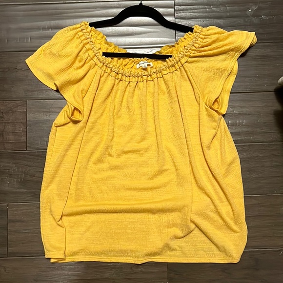 Max Studio Off-the-Shoulder Shirt - Picture 1 of 2